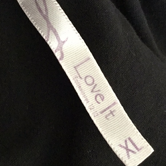 Love It Tee Shirt - Picture 15 of 16
